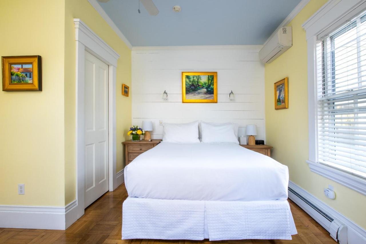 Admiral'S Landing (Adults Only) Bed and Breakfast Provincetown Eksteriør billede