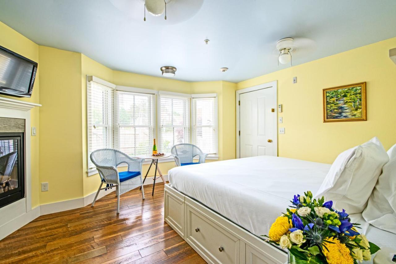 Admiral'S Landing (Adults Only) Bed and Breakfast Provincetown Eksteriør billede