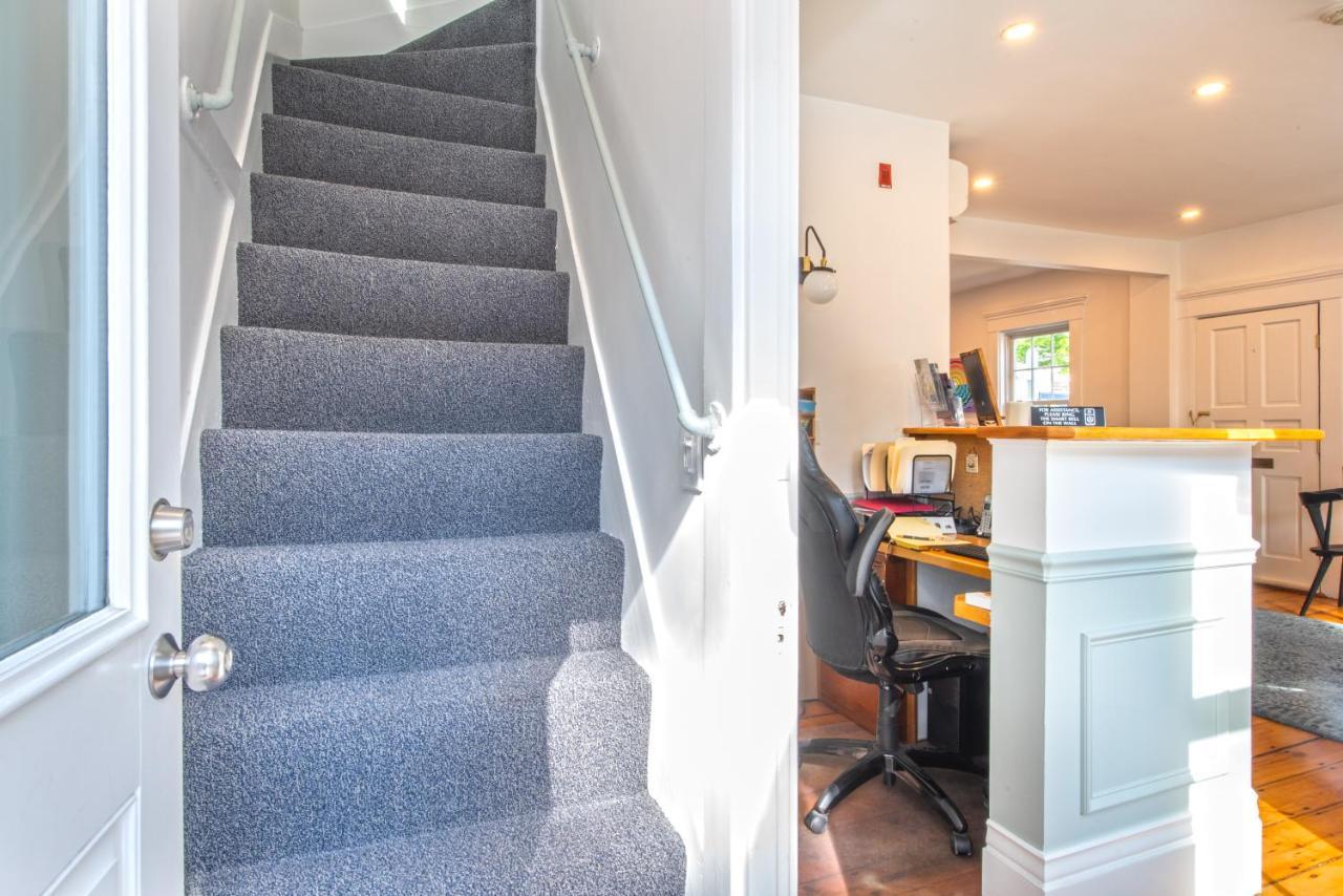 Admiral'S Landing (Adults Only) Bed and Breakfast Provincetown Eksteriør billede