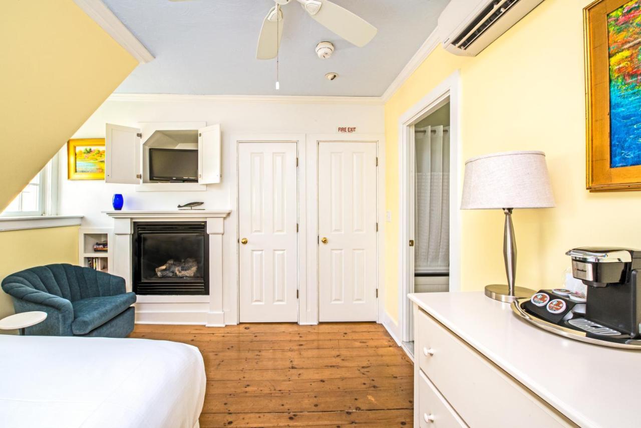 Admiral'S Landing (Adults Only) Bed and Breakfast Provincetown Eksteriør billede