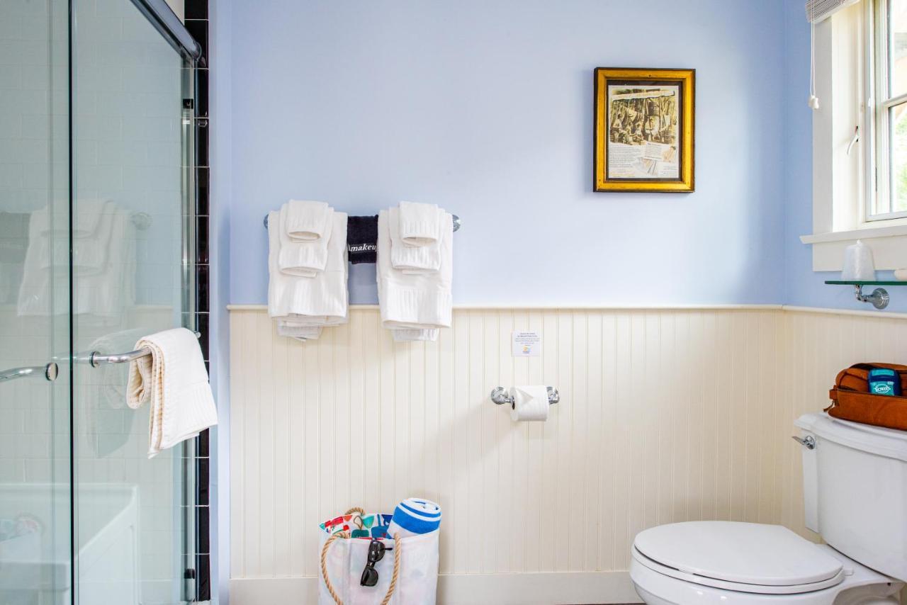 Admiral'S Landing (Adults Only) Bed and Breakfast Provincetown Eksteriør billede