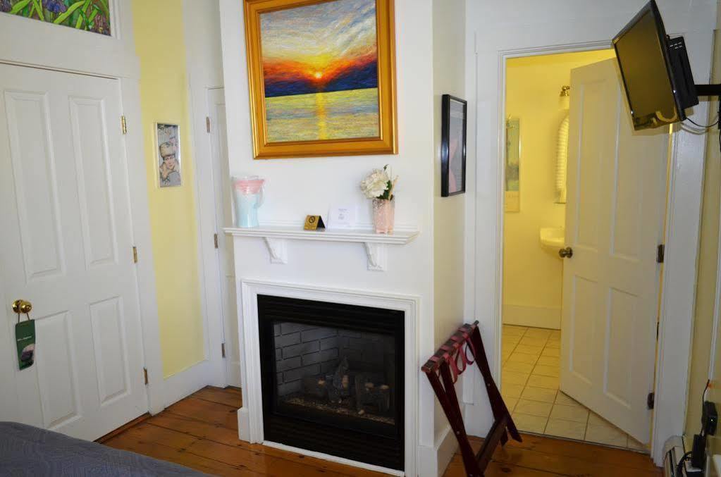 Admiral'S Landing (Adults Only) Bed and Breakfast Provincetown Eksteriør billede